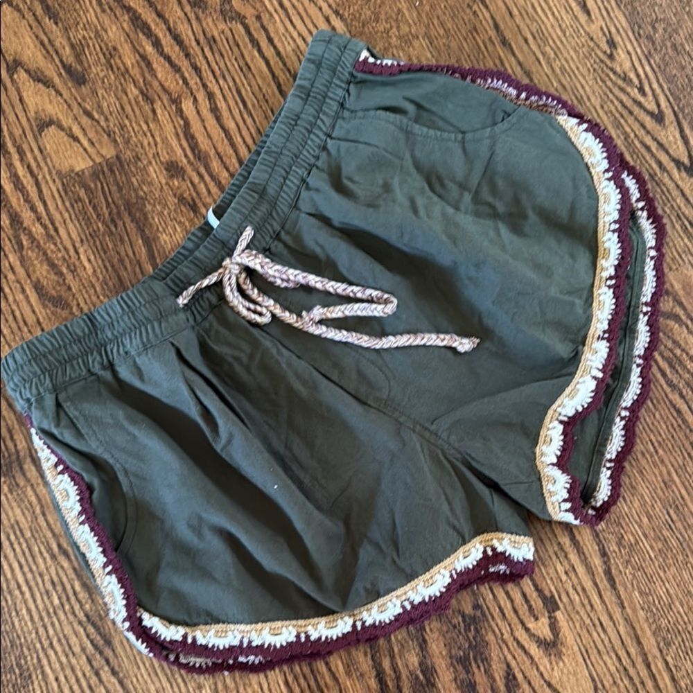 Coastal Cruise Pull-On Shorts - Picture 2 of 6
